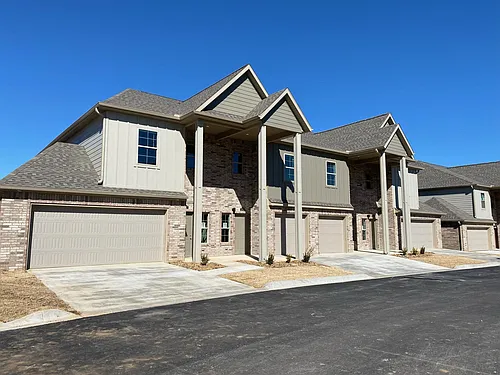2720 Vinson Rd Photo 1