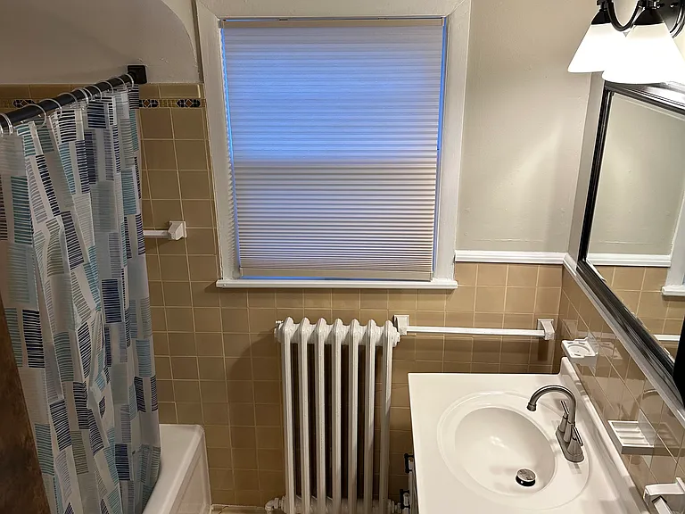 2925 Glenhurst Ave S #1 — Photo 11