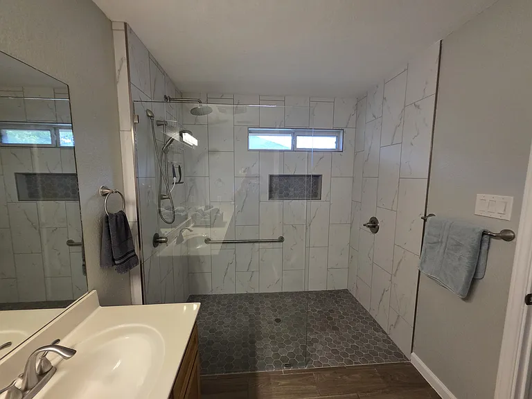 Main bathroom with curbless walk-in shower