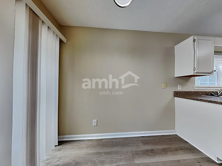 109 Rivermarsh Dr — Photo 4