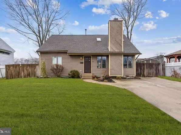 459 6th Ave, Lindenwold, NJ 08021