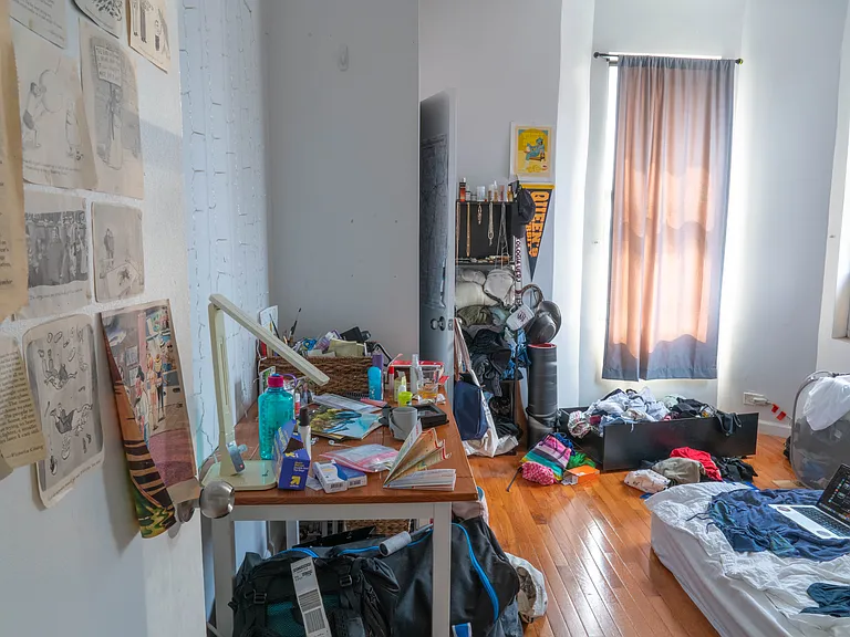 401 W 47th St #11 — Photo 22