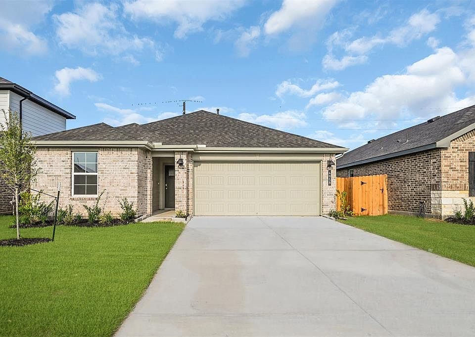 1st image of 4943 Oakwood Drive