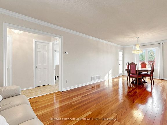 4th image of 108 Anthony Ln