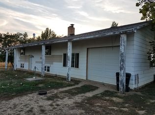 1431 7th Rd, Marysville, KS 66508