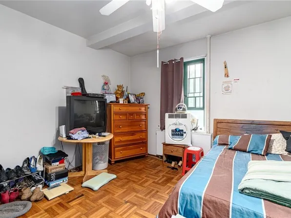 1501 Metropolitan Avenue image 6 of 22