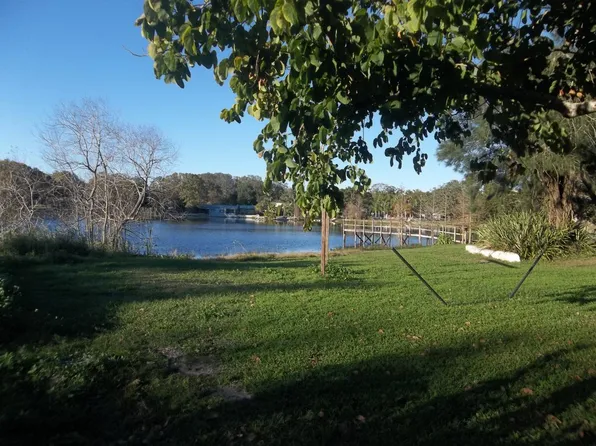 1 Avenue NW, Lutz, FL 33548