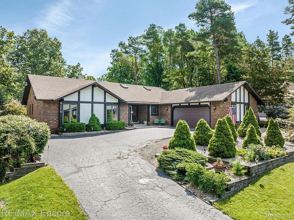 1st image of 8176 Fawn Valley Dr