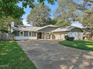 309 Pear Orchard Pl, Ridgeland, MS 39157