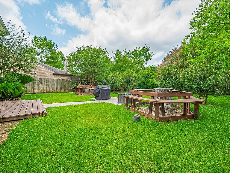 3614 Bee Bayou Ln — Photo 39