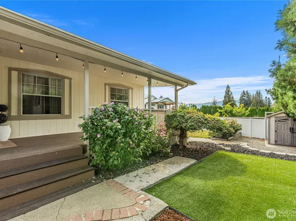 1644 8th Street NE, East Wenatchee, WA 98802