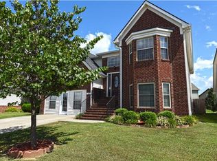 1321 Sunray Dr, Murfreesboro, TN 37127