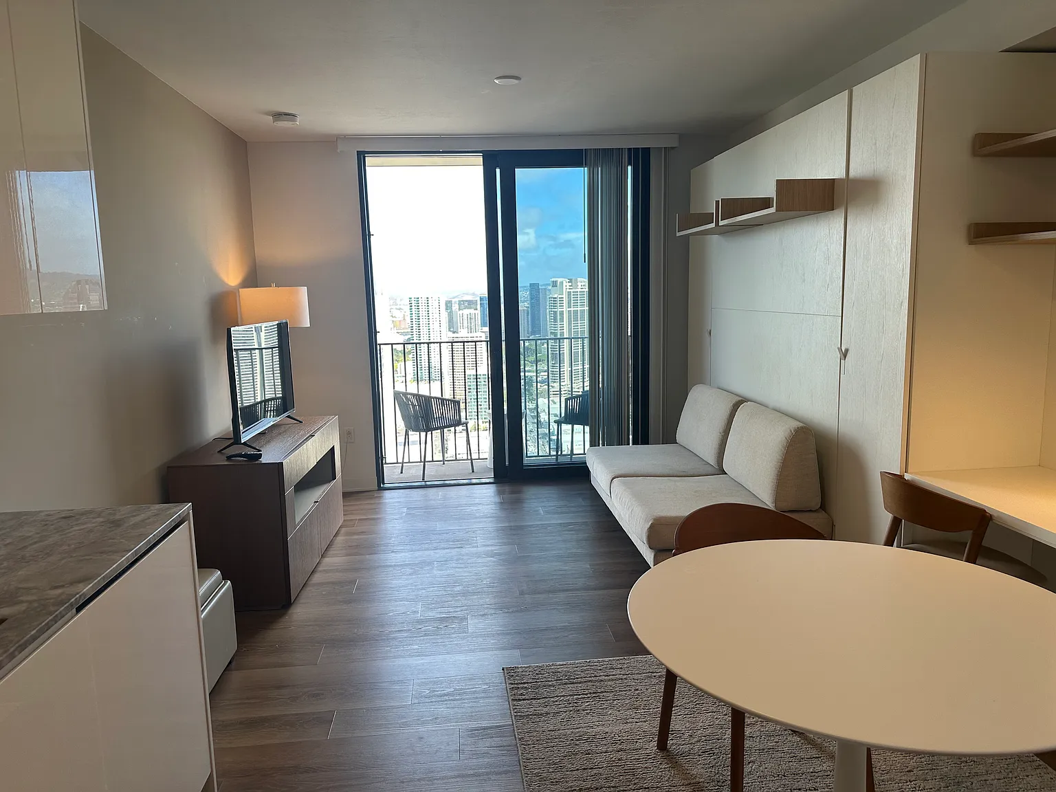 Studio, 400 sqft, $3,000 — Photo 3