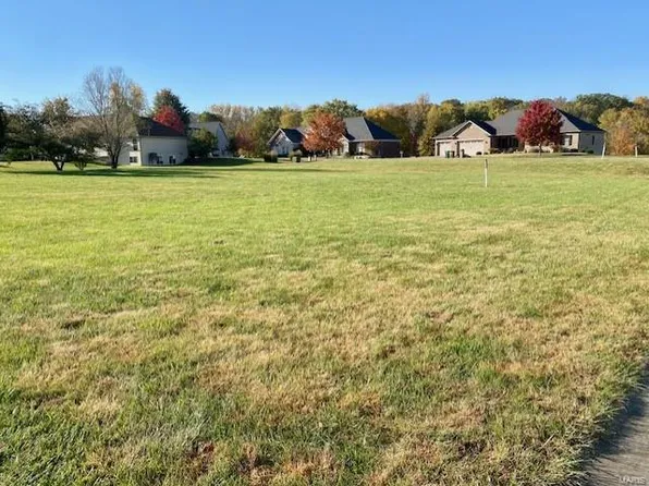 710 Eastland Oaks Dr, Washington, MO 63090