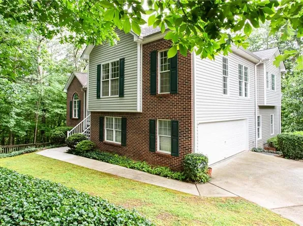 3071 Cypress Cv, Ball Ground, GA 30107