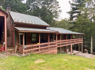 128 Chipmunk Hollow Ln, Sugar Grove, VA 24375