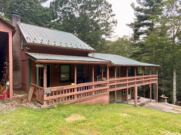 128 Chipmunk Hollow Ln, Sugar Grove, VA 24375