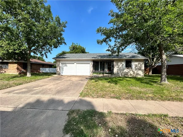 1300 Pine Dr, Killeen, TX 76543