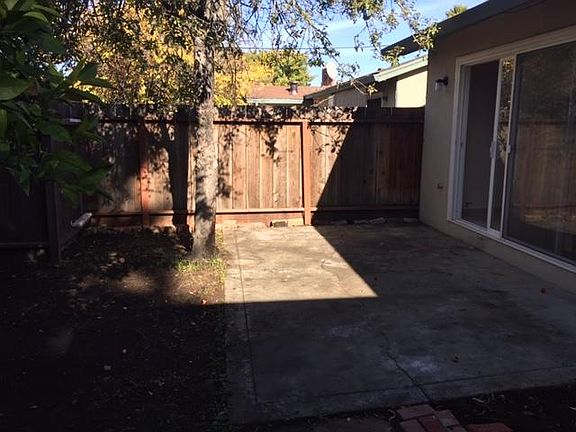 2nd image of 1331 Kingfisher Way APT 1