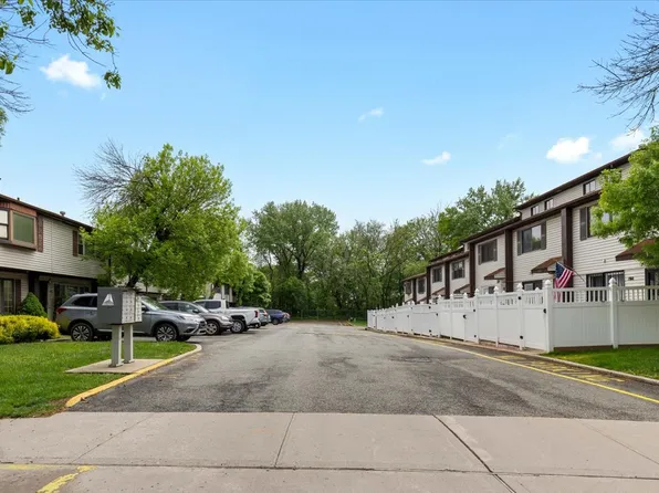 1942 Arthur Kill Road image 1 of 21