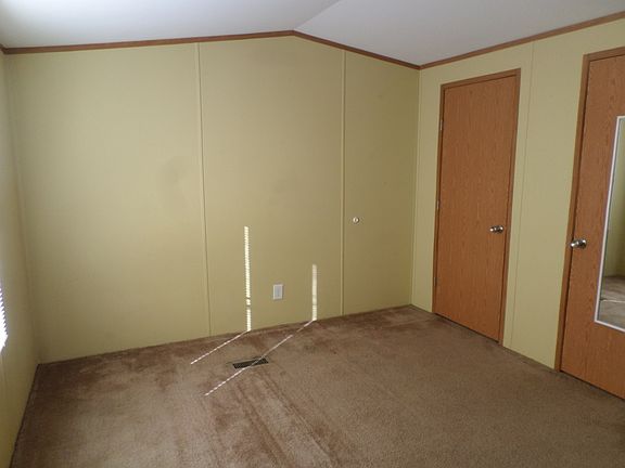3rd image of 2704 Cour Regis St