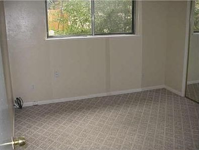 3rd image of 6929 Greenlee St