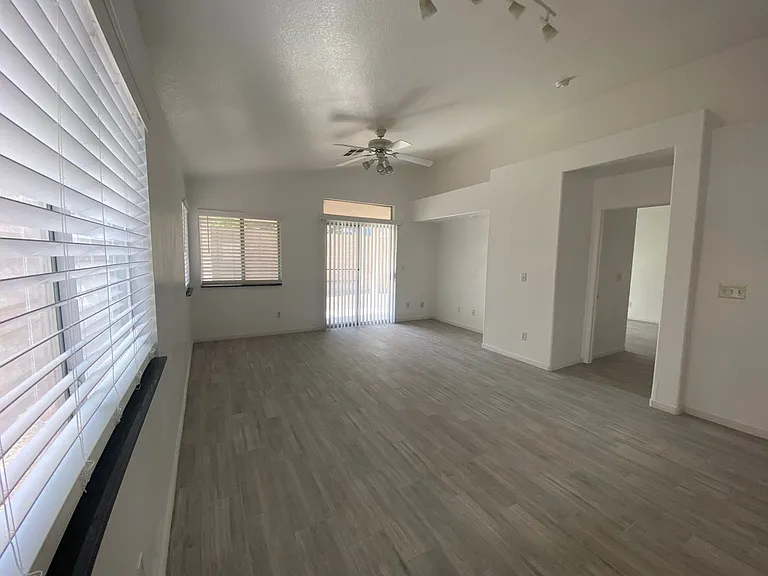 5905 Silver Heights St — Photo 7