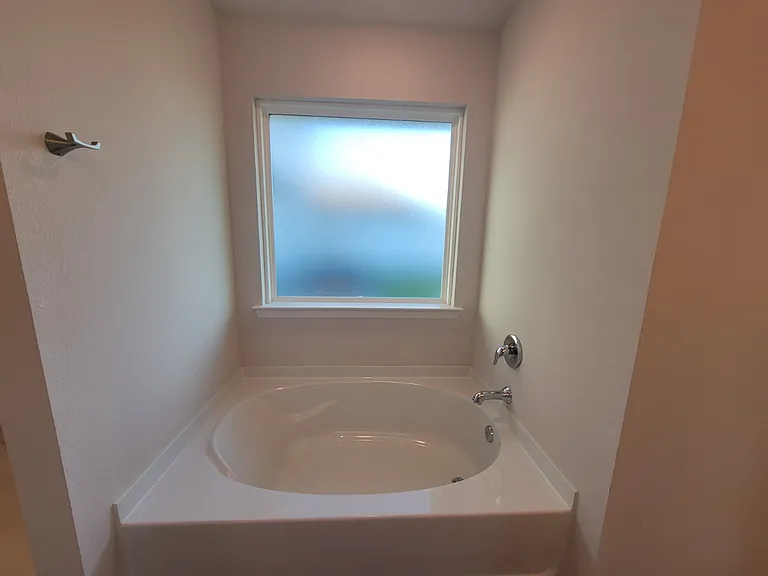 6570 Atkins Rd — Photo 19