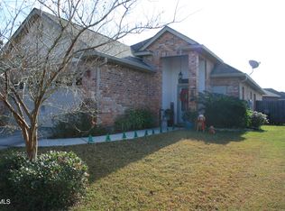 17092 Palm Ridge Dr, Diberville, MS 39540