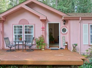 250 N Duckabush Dr W, Hoodsport, WA 98548