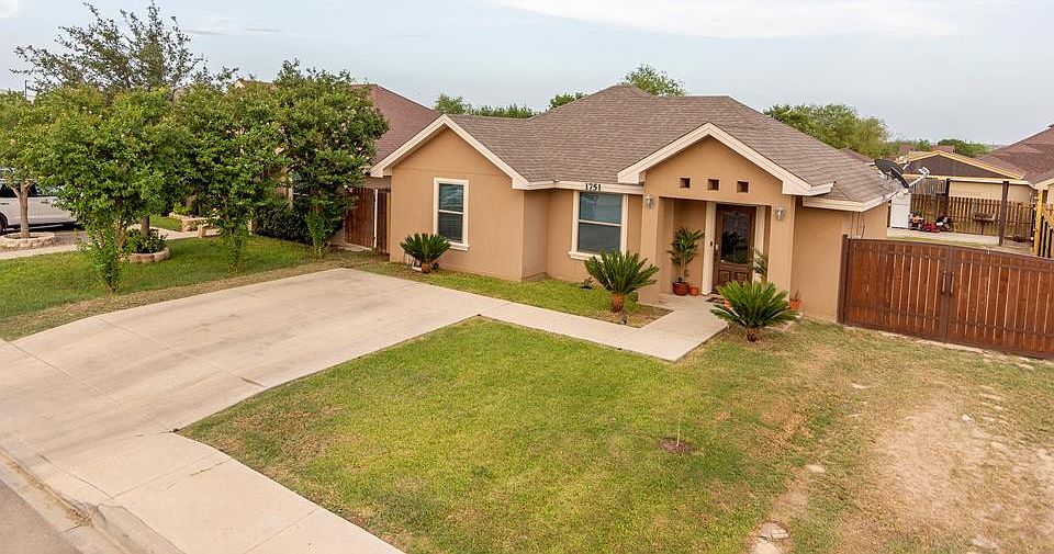 1st image of 1751 Amanda Ln