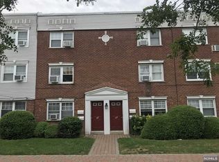 129 Hastings Ave #A, Rutherford, NJ 07070