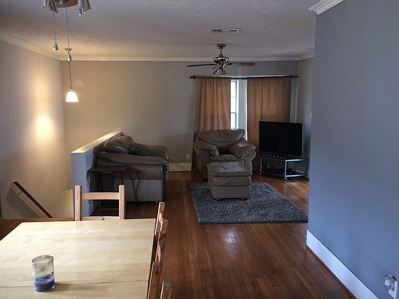 Dining room to living room