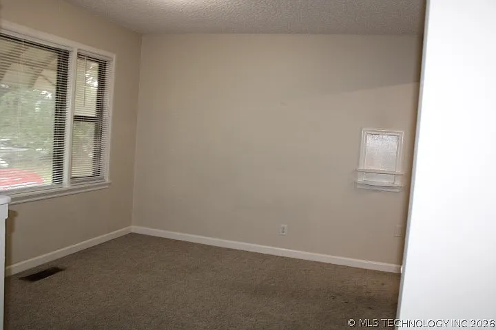 553 N 23rd West Ave — Photo 3