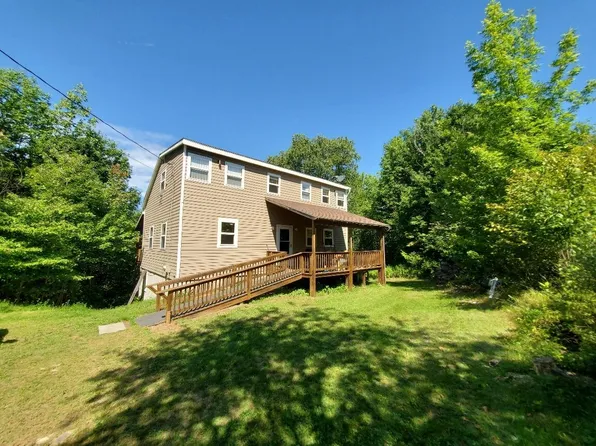 11 Ripley Road, Harmony, ME 04942