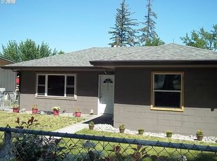 817 E 12th St, The Dalles, OR 97058