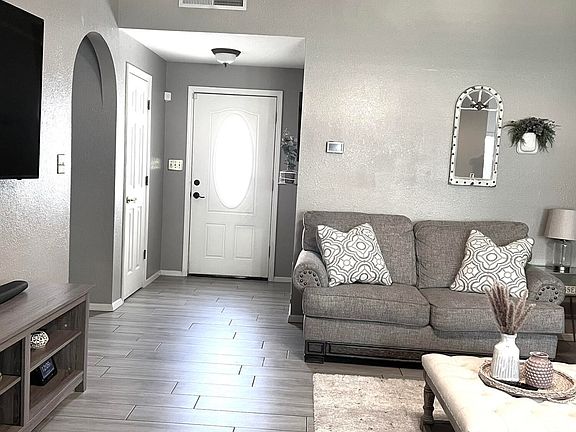 4th image of 4801 Vista Cuesta