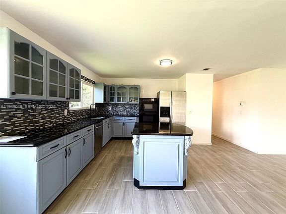 2nd image of 3311 SW Ensley Ct