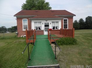 6540 Renken Rd, Moro, IL 62067