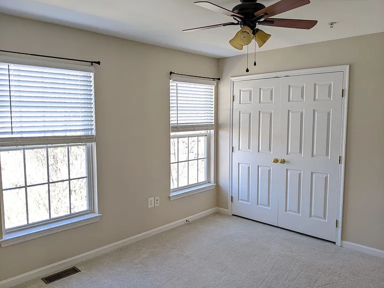 6509 Wiltshire Dr #L — Photo 34