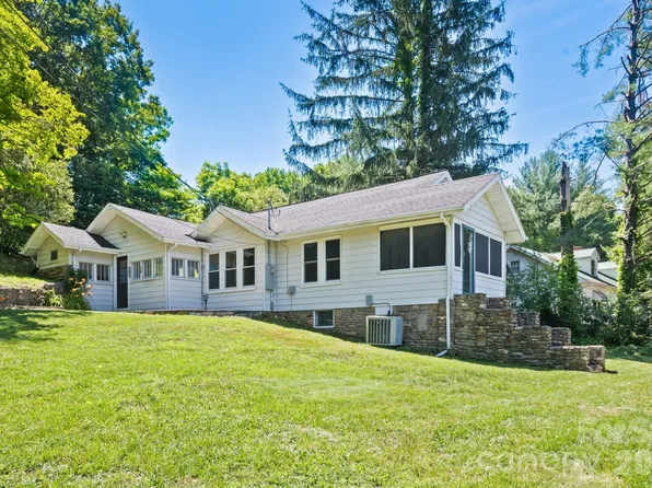441 Main St, Clyde, NC 28721