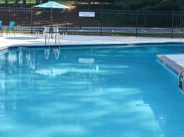 100 Castle Club Dr #1A5