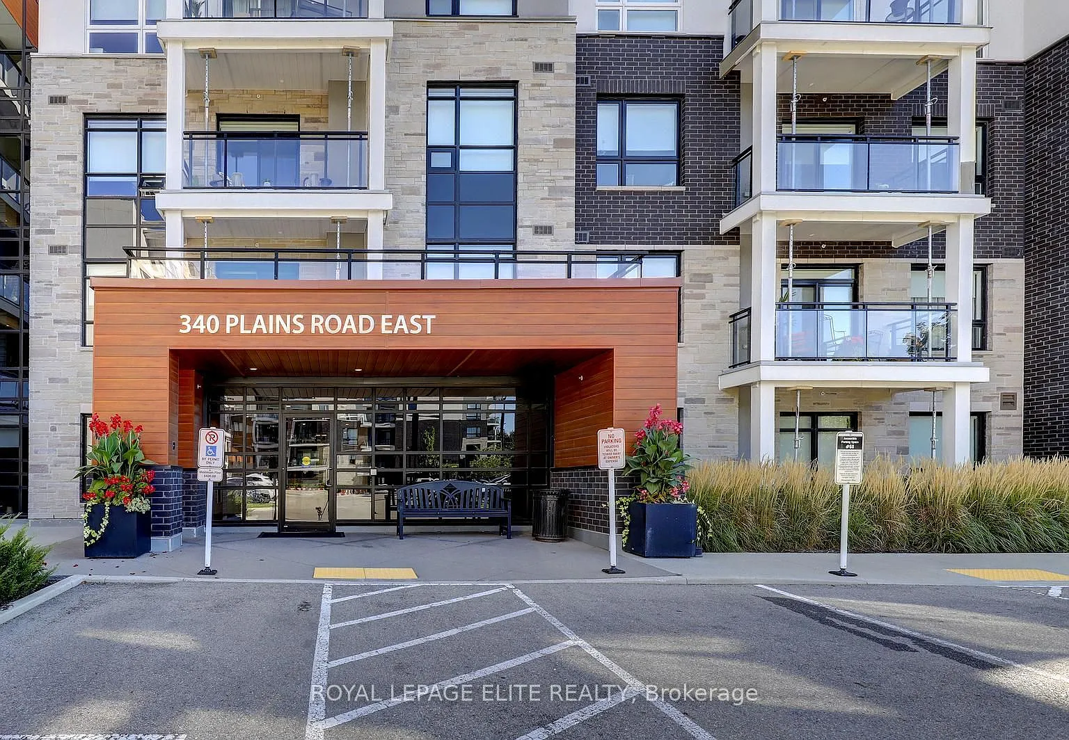 2 bed, $2,400 — Photo 2