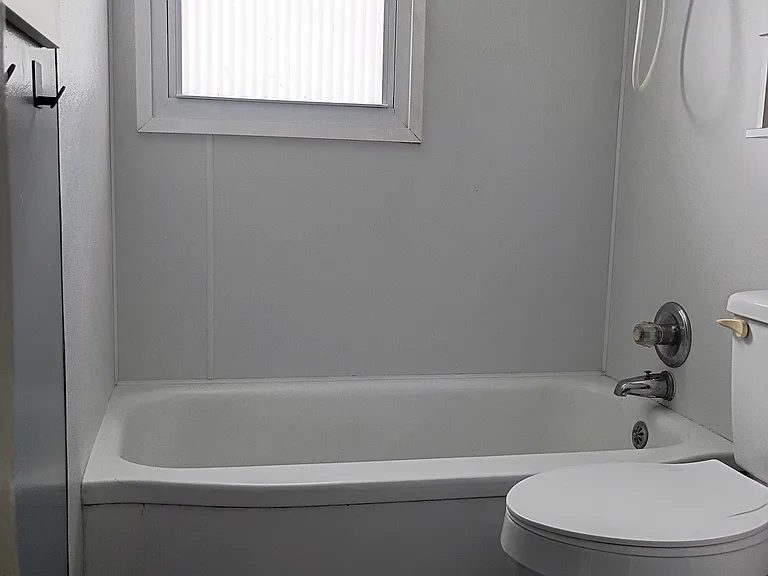 1628 Fairfield Ave — Photo 24