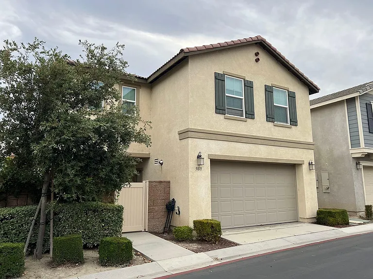 5071 S Centennial Cir — Photo 4
