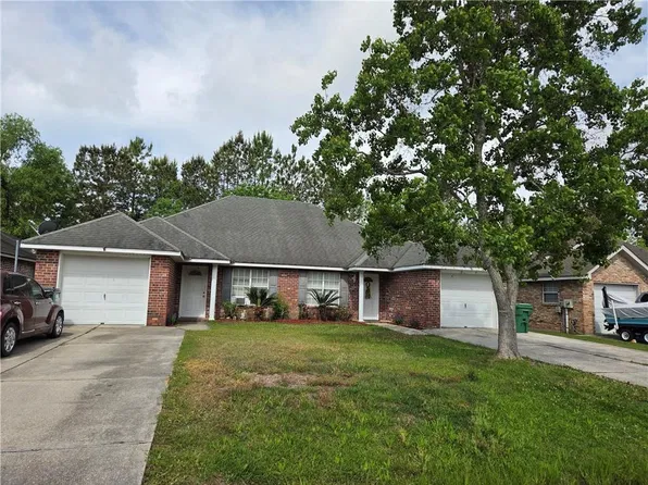 149-155 Remmy Ct, Mandeville, LA 70448