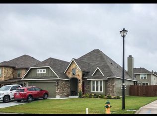 10801 Aurora Dr, Waco, TX 76708