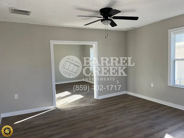 125 Devonia Ave — Photo 6