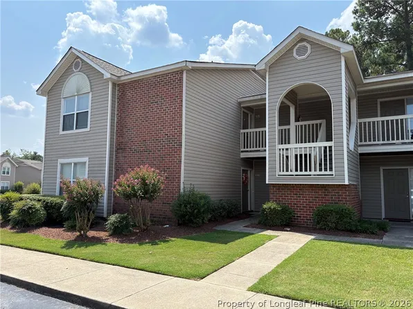 676 Bartons Landing Pl APT 5, Fayetteville, NC 28314