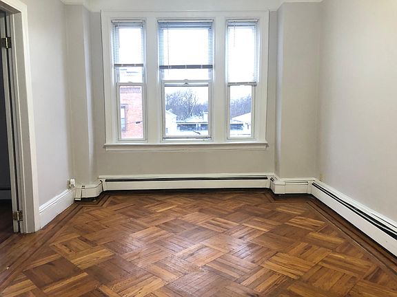 4th image of 24 Belvidere Ave APT 6F